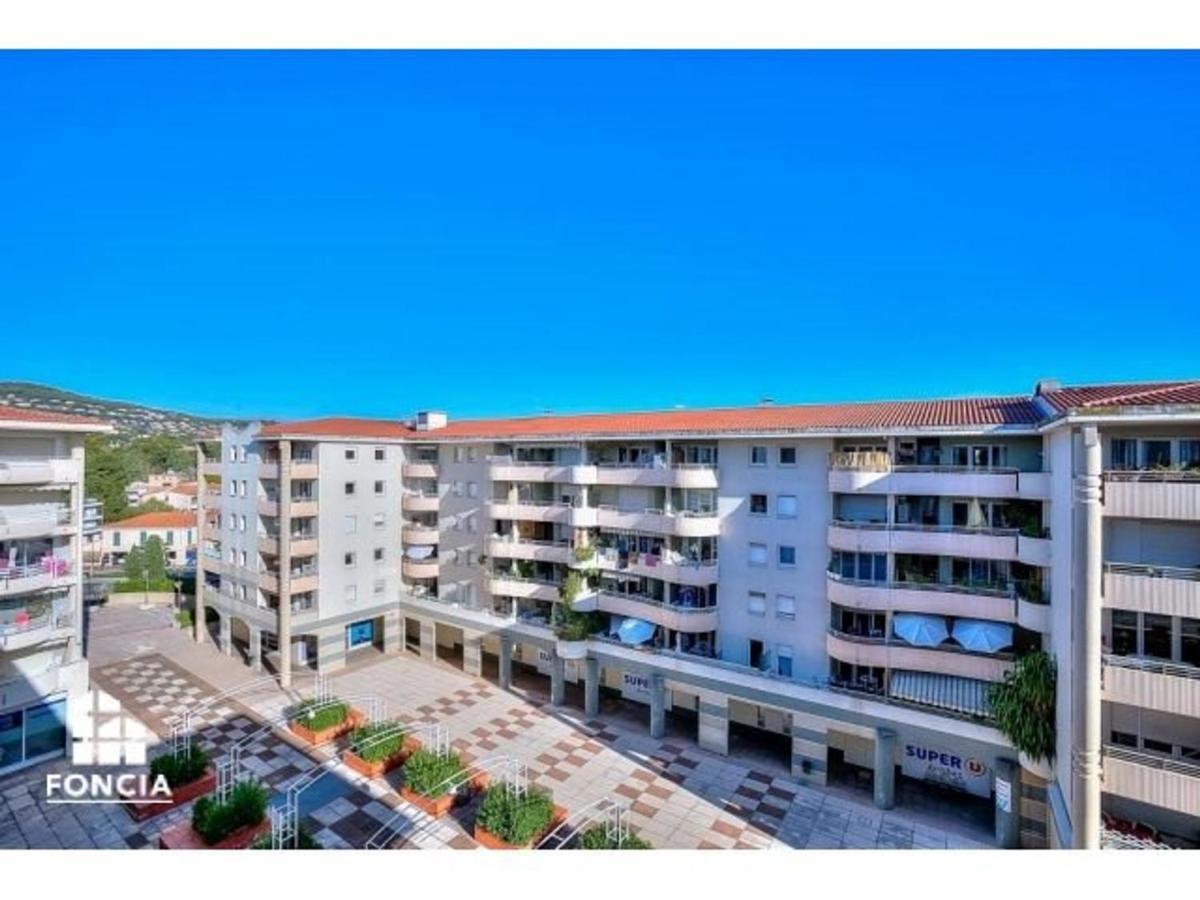 Juan Les Pins, 2 Pièces, 4 Personnes - Fr-1-252-169 Appartement Antibes